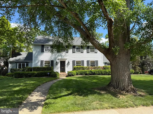 109 Glenwood Rd, Haddonfield, NJ 08033