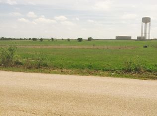 W Warren Rd, Hewitt, TX 76643