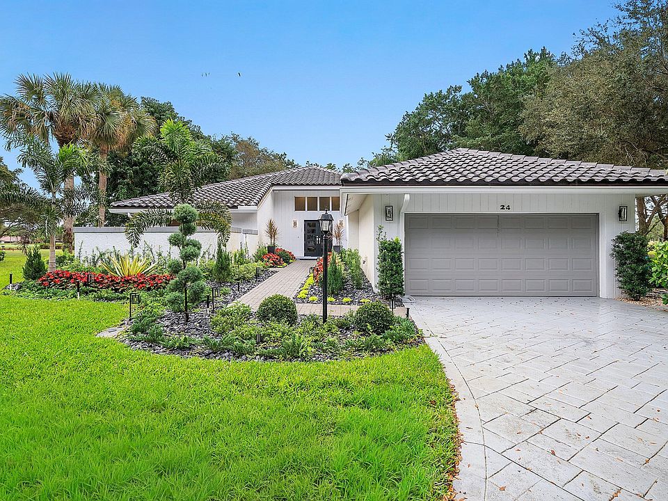 1st image of 24 Oaks Lane