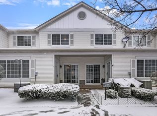 37 Heather Glen Dr #37, Aurora, IL 60504