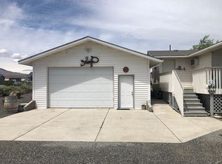 308 Airport Way SW #68, Mattawa, WA 99349