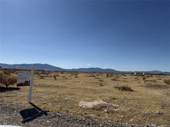 280 Mount Charleston Dr, Pahrump, NV 89048