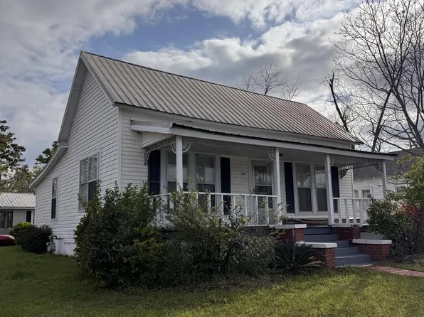 326 Bryan St W, Douglas, GA 31533