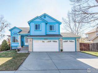 555 Cherrywood Dr, Longmont, CO 80504
