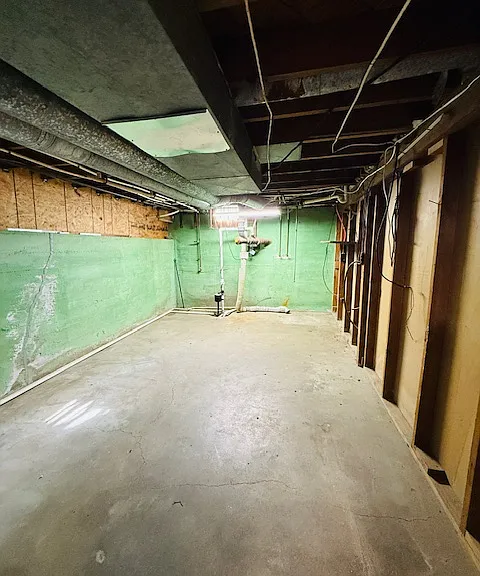 831 S Erie St — Photo 15