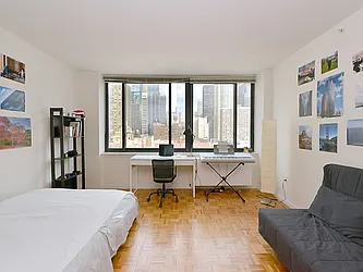 Rented by Cooper & Cooper Real Estate