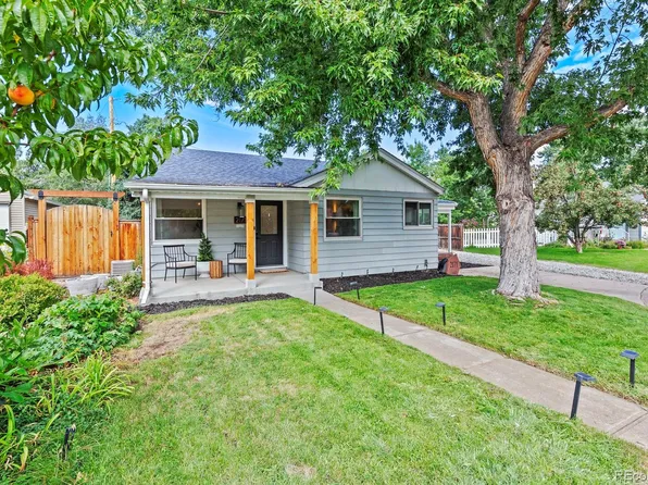 2171 W Fair Circle, Littleton, CO 80120