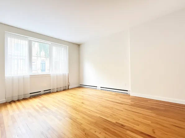 46 West 73rd Street image 4 of 4