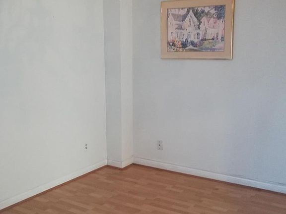 2nd image of 52 Danilack Ct