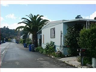 3rd image of 12 Eugenia Ave #12