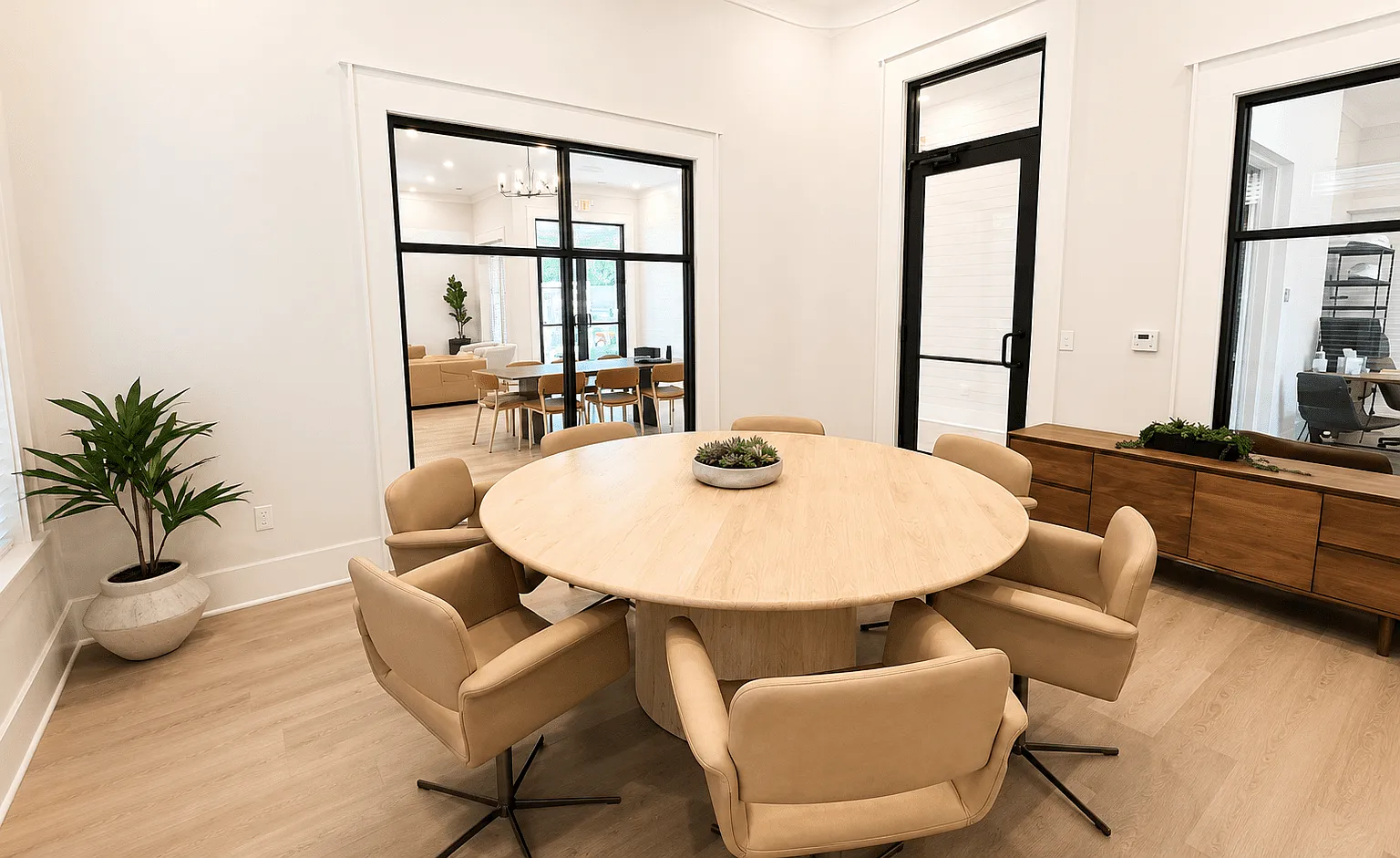 Caelian South Grove Apartments — Photo 4