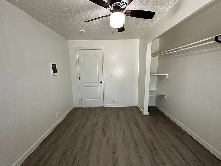 951 N Redwood Rd — Photo 10