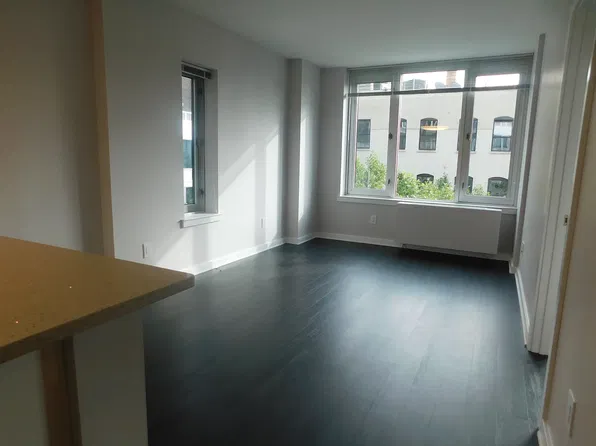 34 Berry St, Brooklyn, NY