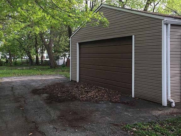 4th image of 20430 Miller Ave