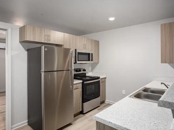 701 Teddy Ave, Lawrenceburg, TN