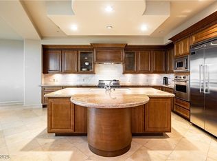 9101 Alta Dr #16, Las Vegas, NV 89144