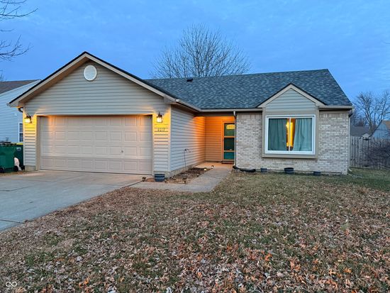 4019 Magnolia Dr, Franklin, IN 46131