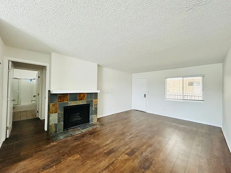 3709 Watseka Ave — Photo 12