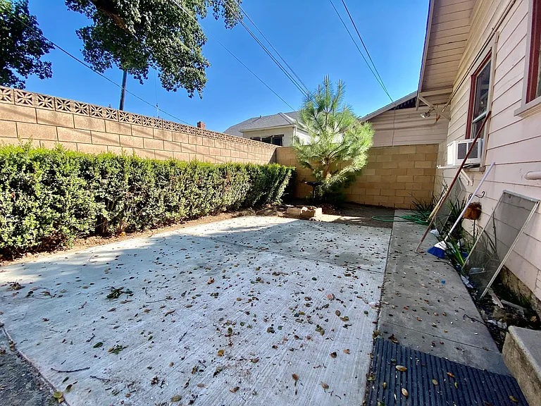 231 Melrose Ave #C — Photo 18