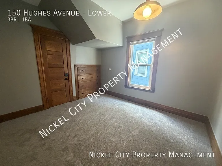 150 Hughes Ave #LOWER — Photo 6