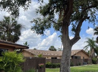 17316 Timber Oak Ln, Fort Myers, FL 33908