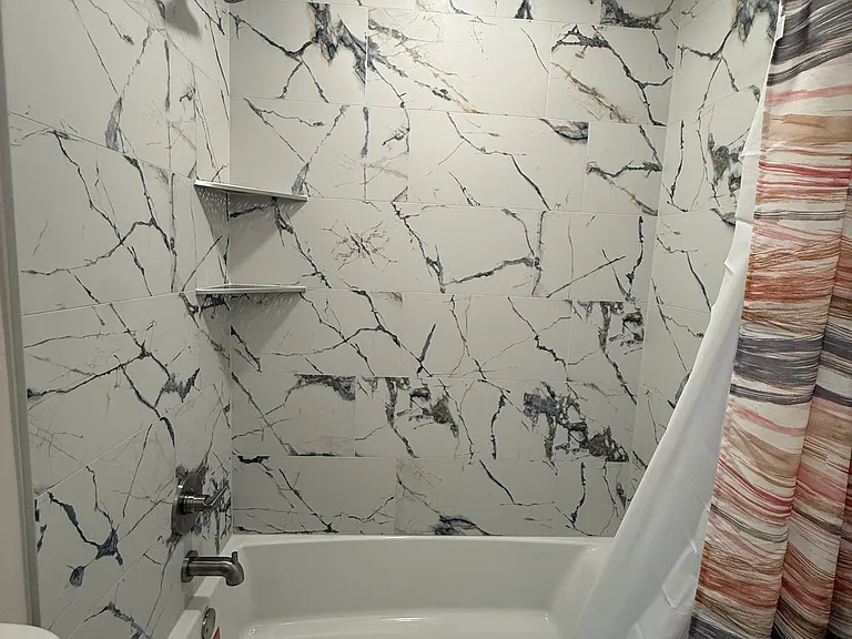 7441 Blackburn Ave #105 — Photo 9