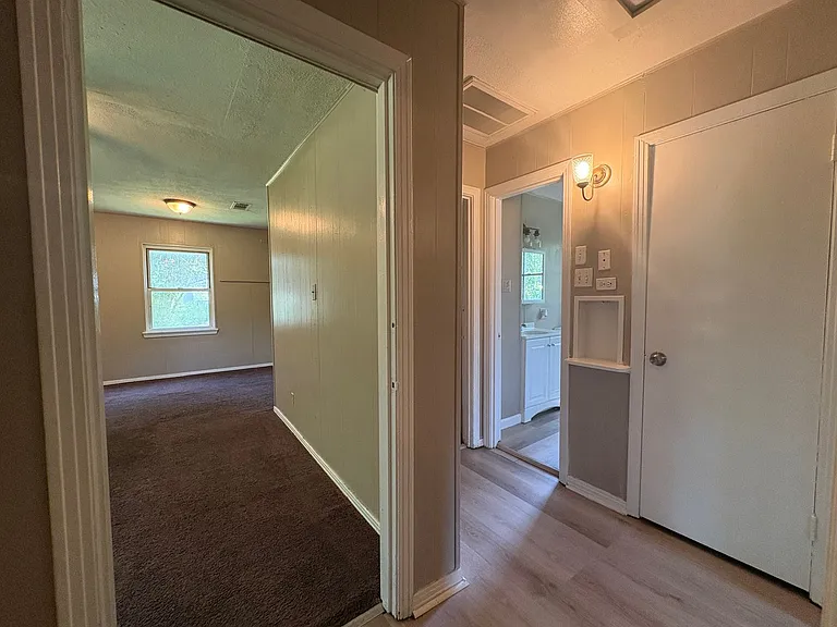 6301 Canal Blvd — Photo 11