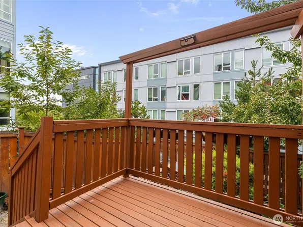 2215 14th Avenue W #1, Seattle, WA 98119