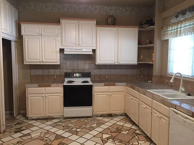 1365 Brand Rd #A — Photo 10
