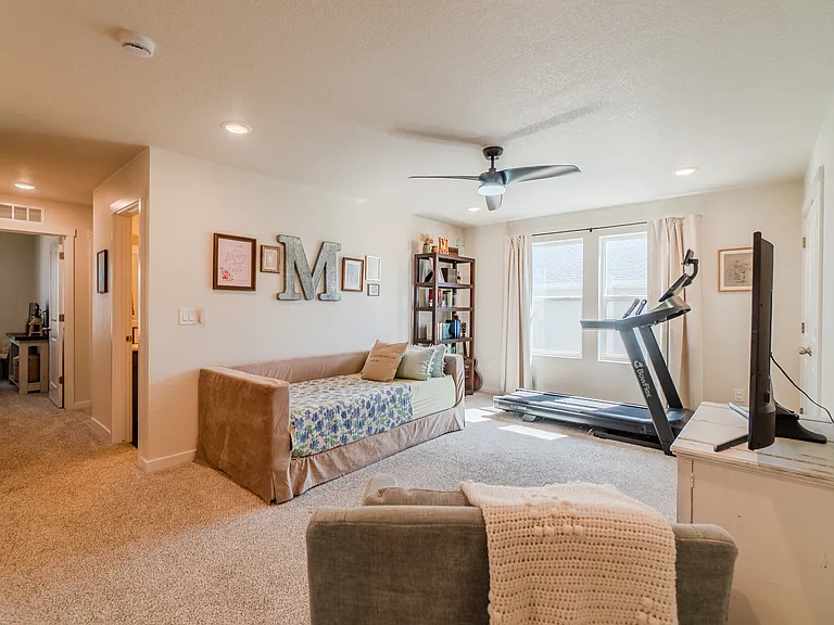5173 Roundhouse Dr — Photo 14