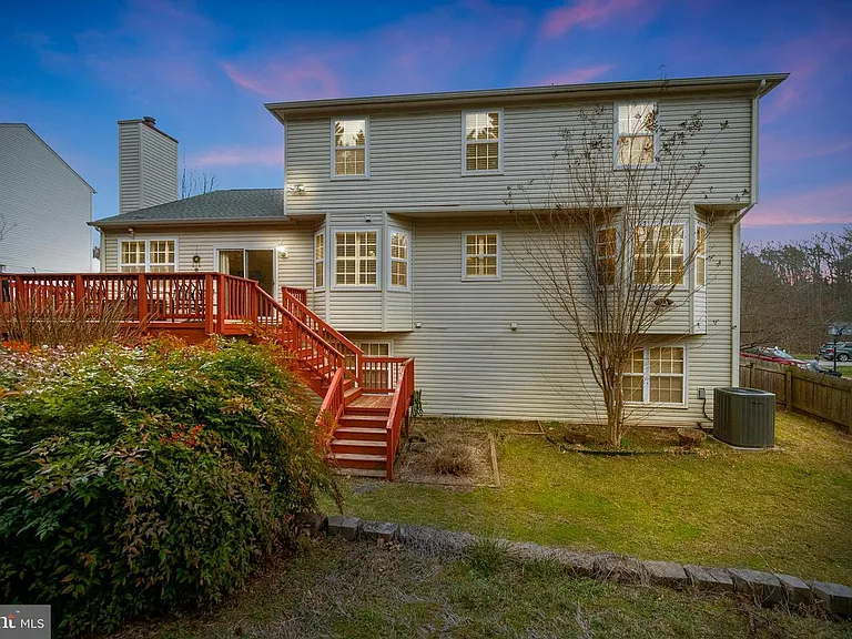 48 Savannah Ct — Photo 6