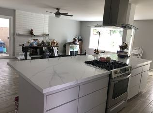 1095 Serene Dr, Corona, CA 92878