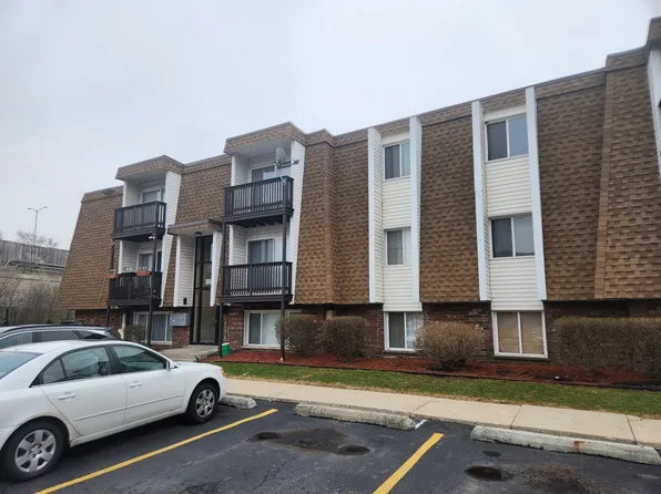 10600 S Brooks Ln #C8, Chicago Ridge, IL 60415