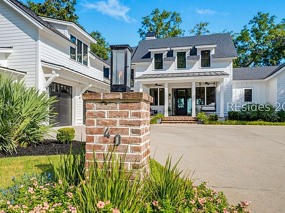 2nd image of 40 Wrights Point Cir