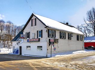 21 Corinna Rd, Saint Albans, ME 04971