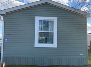 16 Nathaniel Ave, Mount Uniacke, NS B0N1Z0