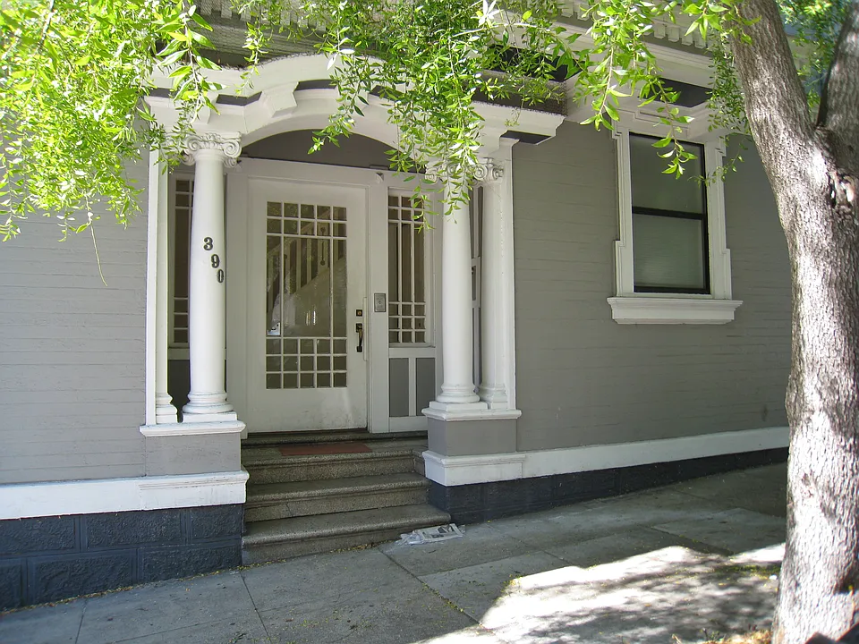 390 Prospect Ave #1