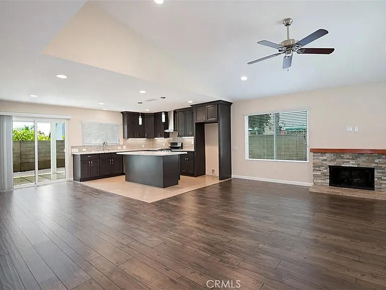 602 Carnation Dr — Photo 12