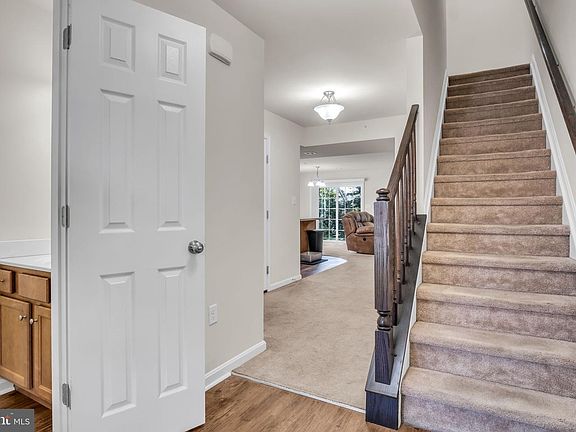 2nd image of 343 Melbourne Ln
