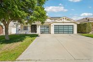 Trailhead Ct-S0711-001.jpg