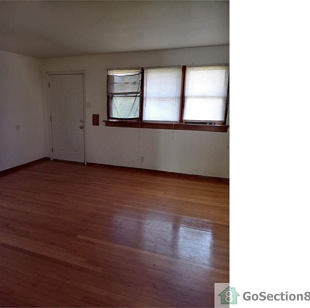 1st image of 1912 E Gano Ave