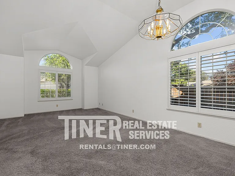 180 Briggs Ranch Dr — Photo 9