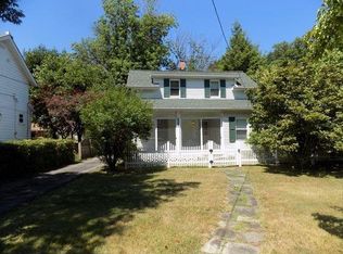 1852 E 223rd St, Euclid, OH 44117