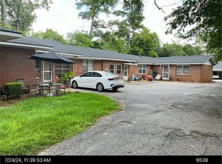 1527 Dawson Rd, Albany, GA 31707