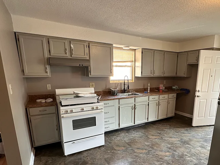 189 Whiting St #C — Photo 2