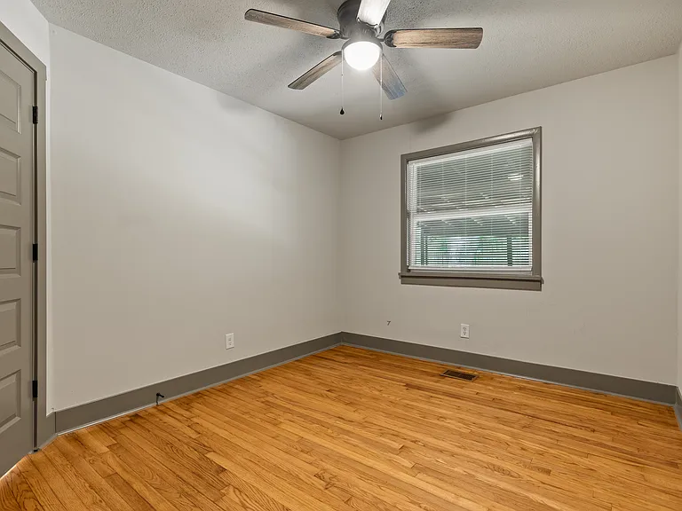 520 S Duncan Ave — Photo 13