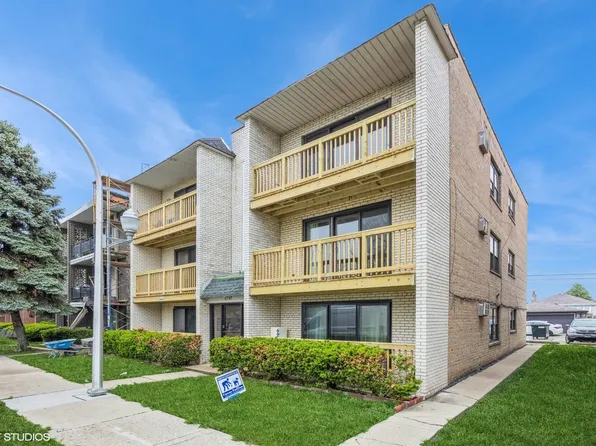 5747 S Kenton Ave APT 3S, Chicago, IL 60629