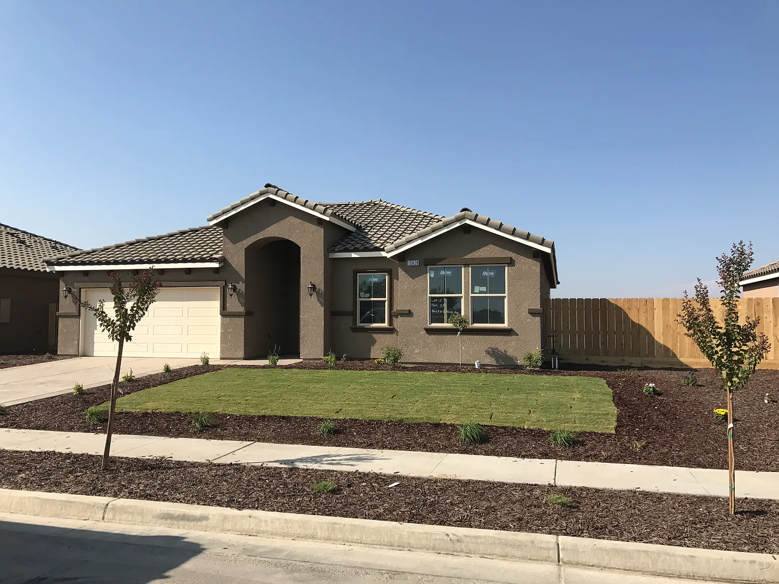 15628 W Botelho Ave photo 1