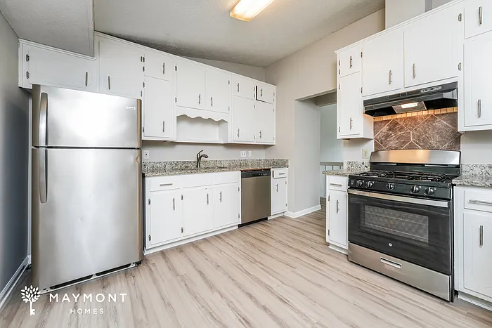5975 Wellborn Trl — Photo 7