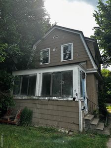76 Oliver St, Pontiac, MI, 48342